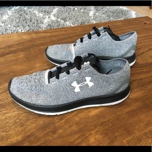 Under Armour Charged Slingride Running Sneaker